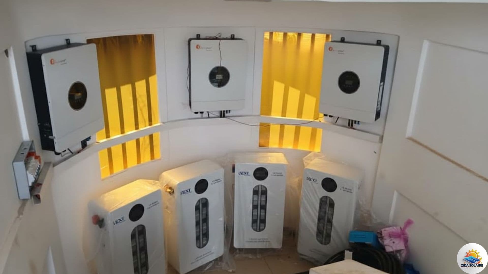 Inverters & Batteries Lithium